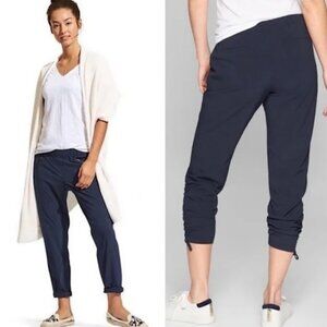 Athleta navy blue aspire ankle jogger